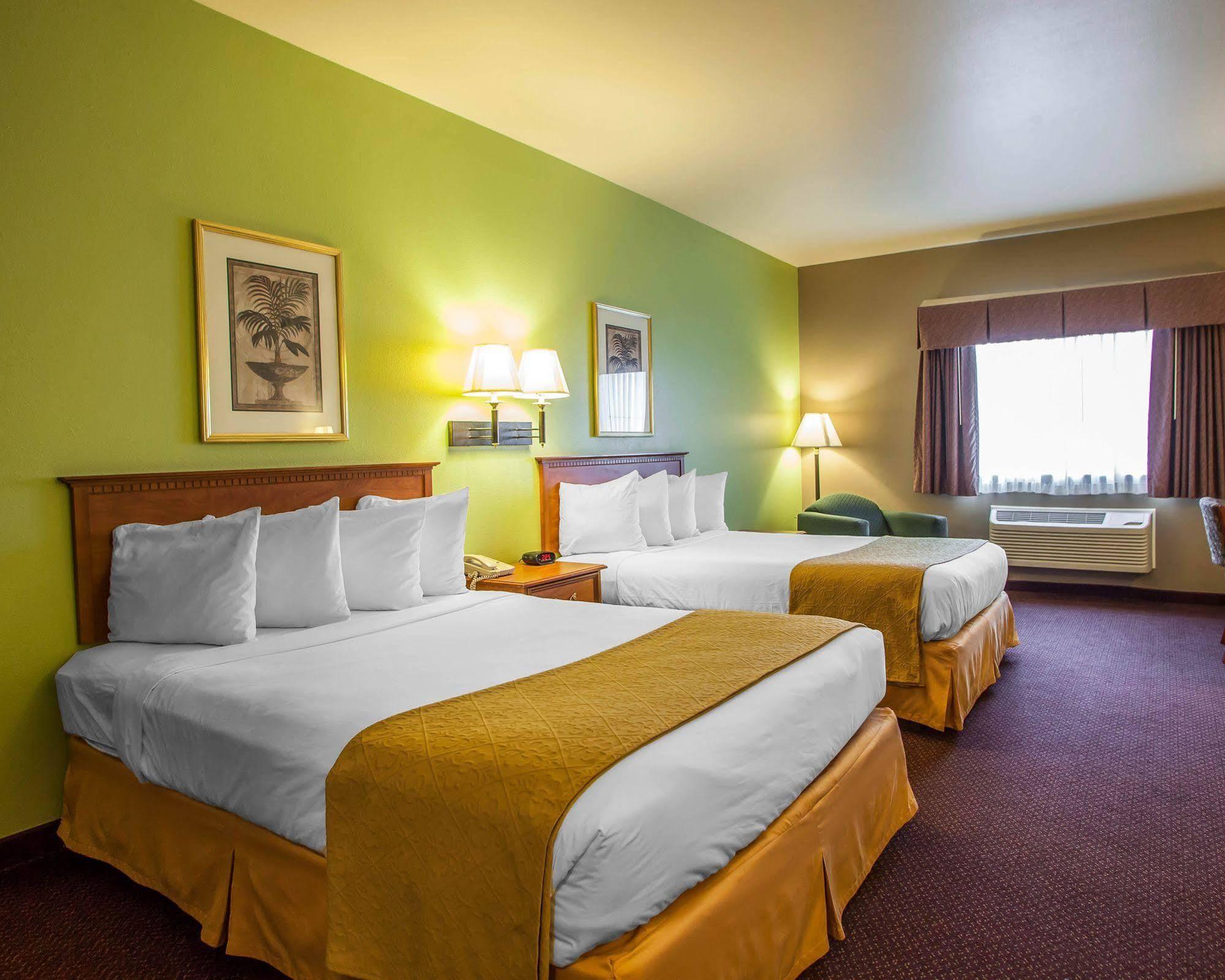 Quality Inn & Suites Hannibal Exteriér fotografie