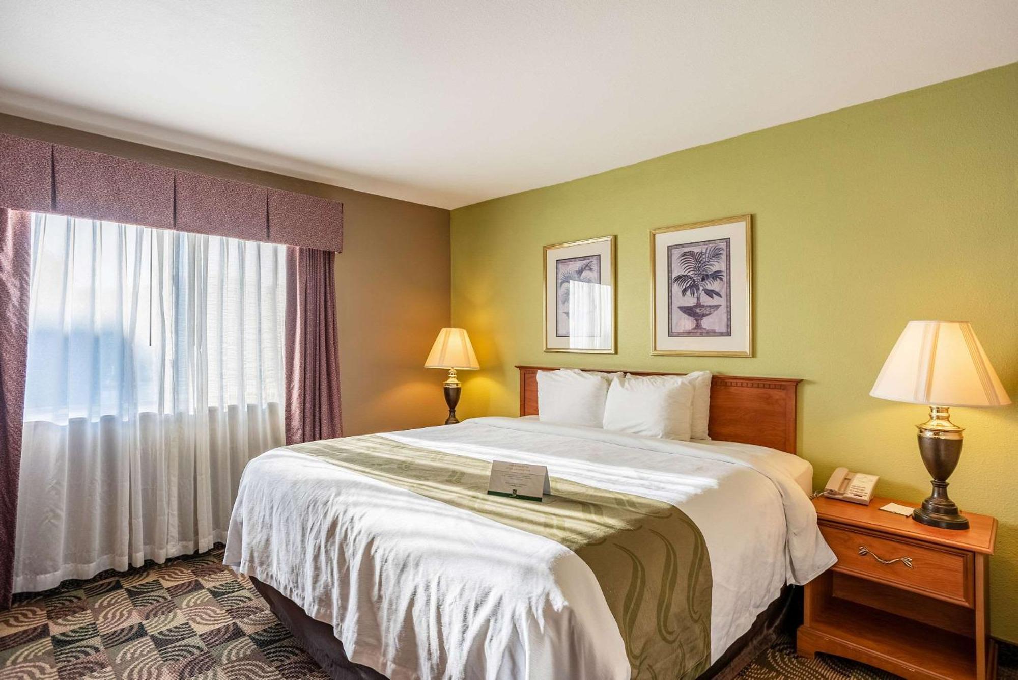 Quality Inn & Suites Hannibal Exteriér fotografie