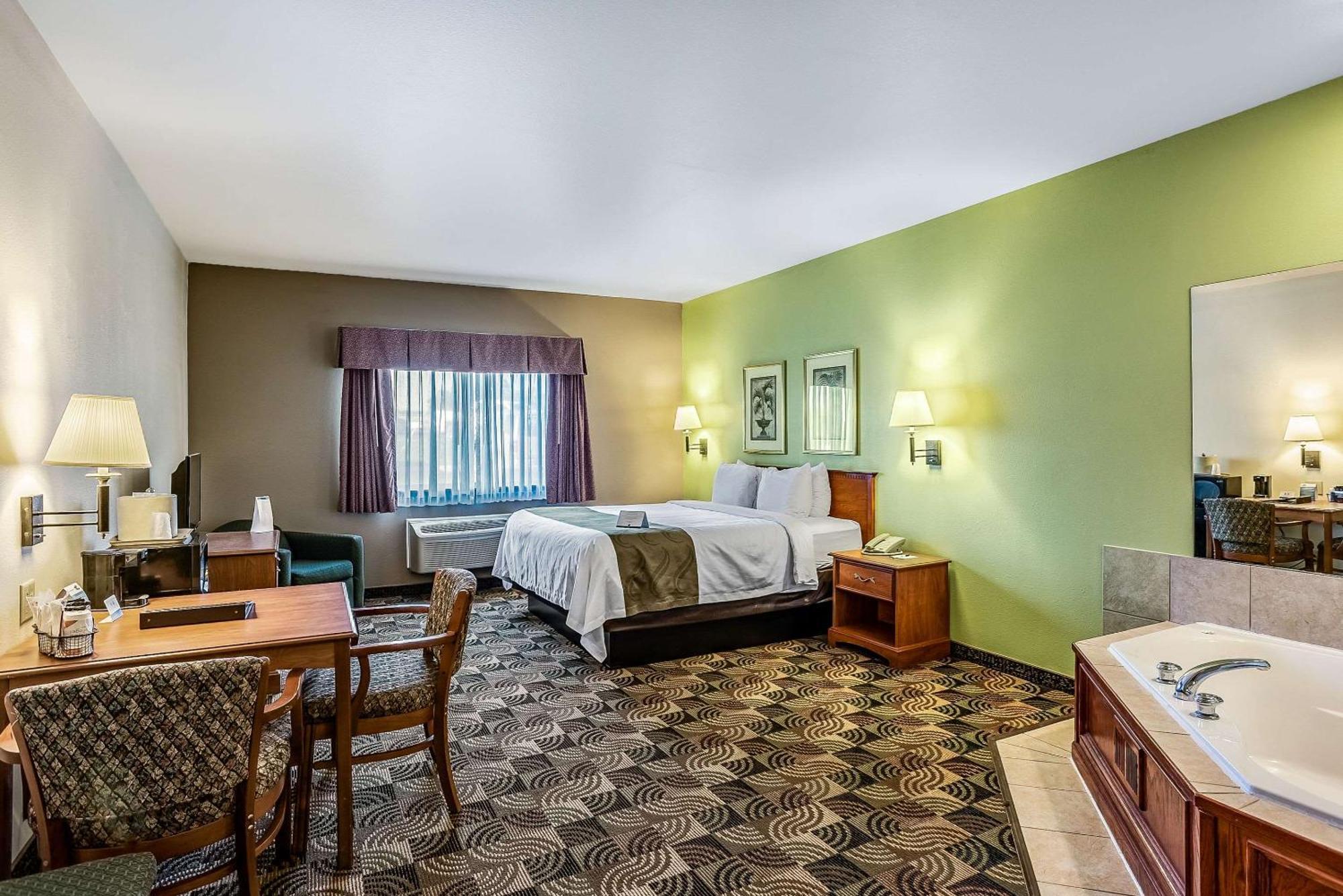 Quality Inn & Suites Hannibal Exteriér fotografie