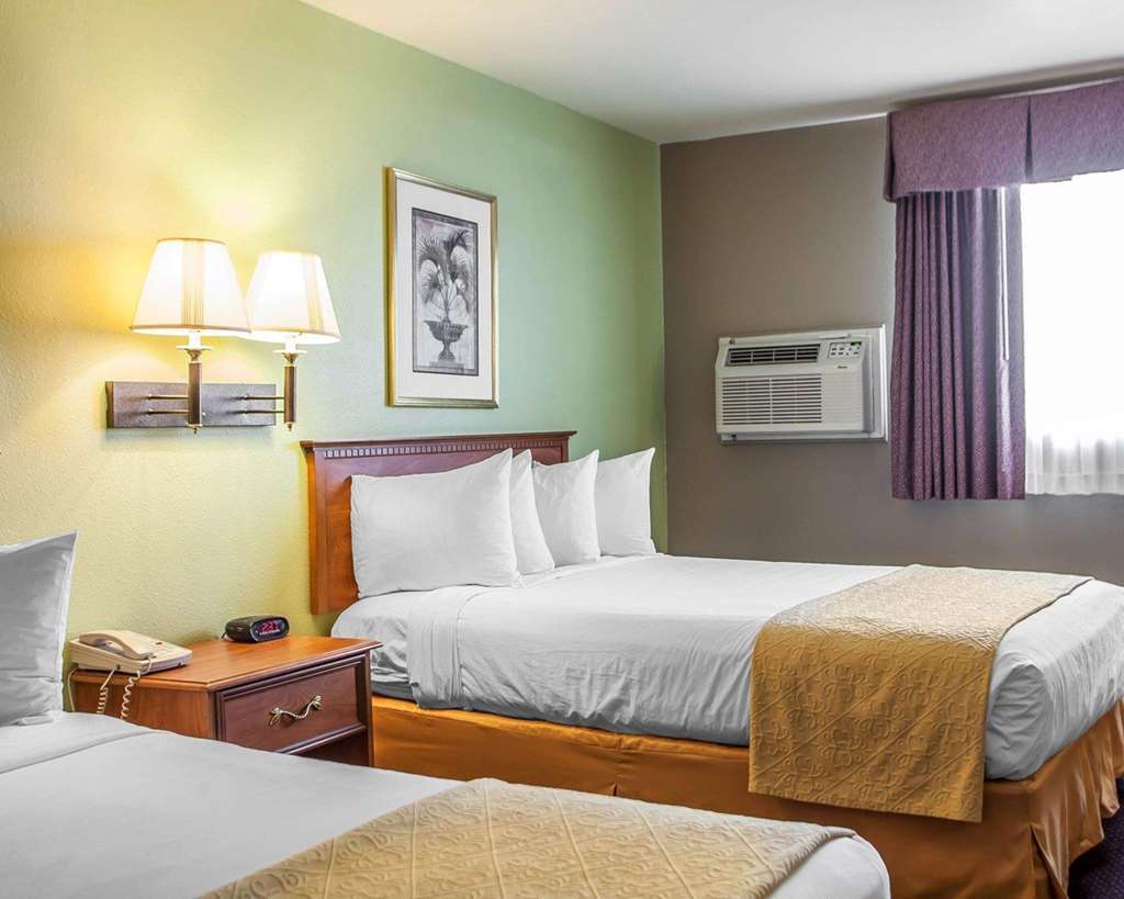 Quality Inn & Suites Hannibal Pokoj fotografie