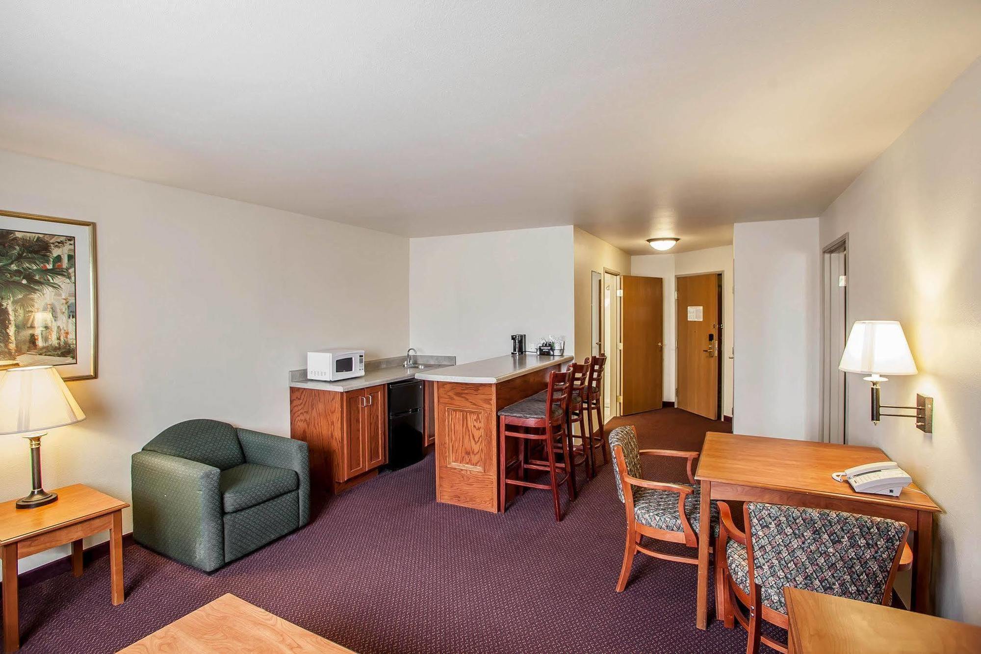Quality Inn & Suites Hannibal Exteriér fotografie