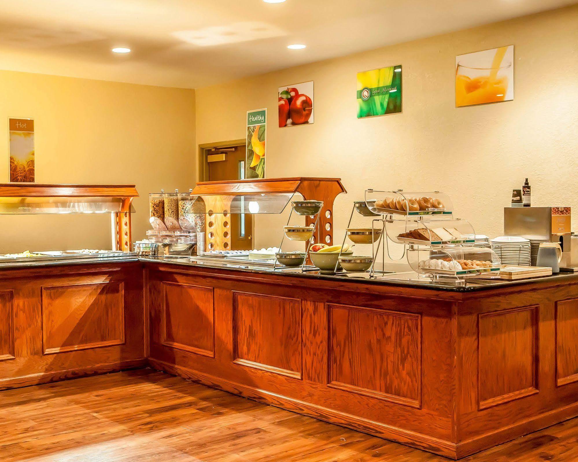 Quality Inn & Suites Hannibal Exteriér fotografie